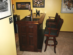 End view of bar